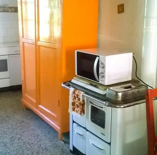 Casa Barlo كامبيليا ماريتيما